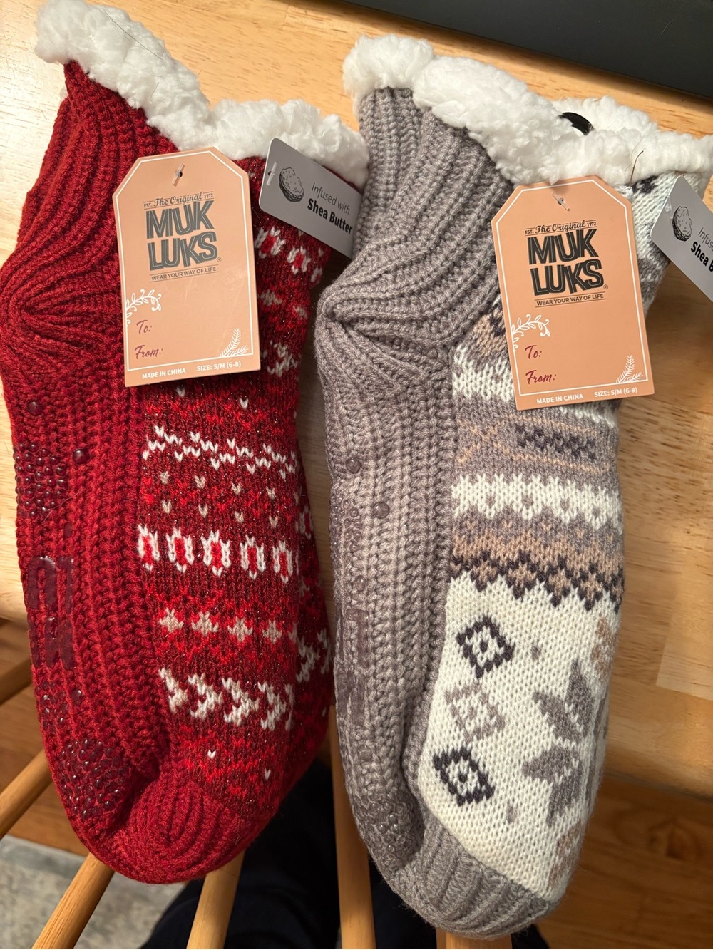 Muk Luks Men's Sherpa-Lined Fair Isle Cabin Socks - Red & Gray